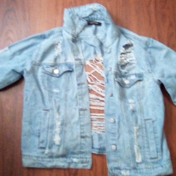 Jacket - Picture 2 of 4